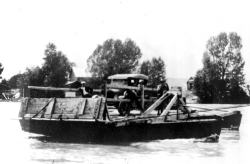 listen to Onboard Menor's Ferry, Snake River, Grand Teton National Park